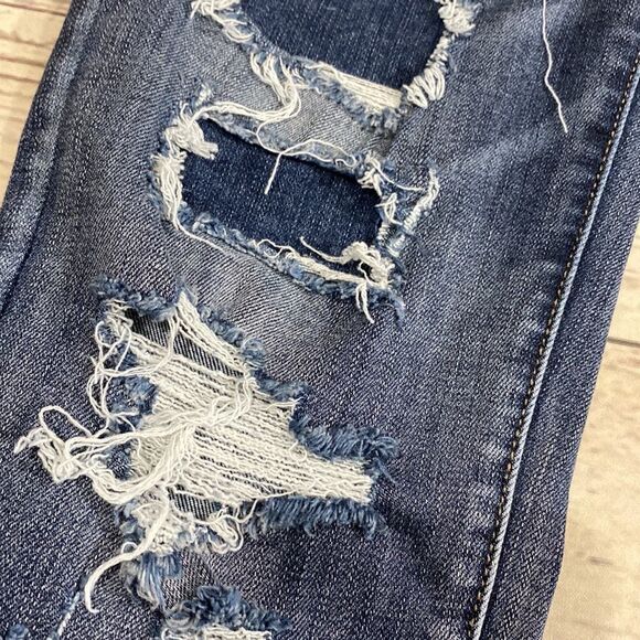 AEO Hi-Rise Jegging Ripped Patched Jeans - Picture 4 of 10